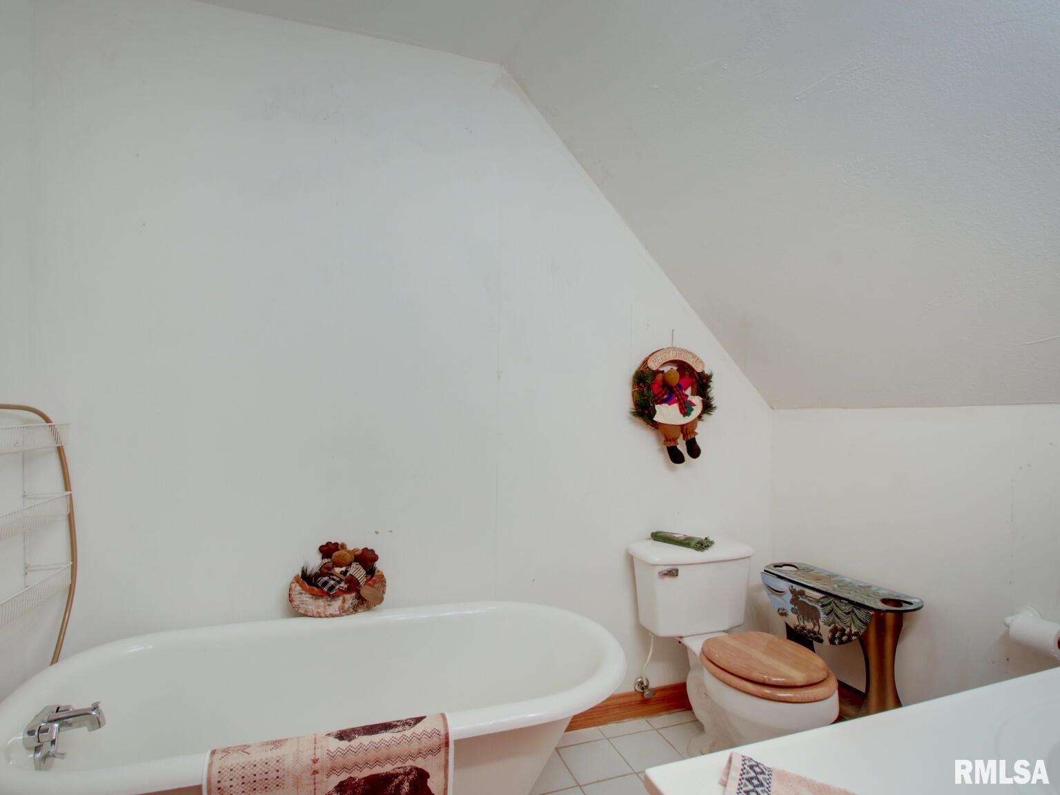 41 North Washington Street Carthage, IL 62321 - Photo 27 of 35