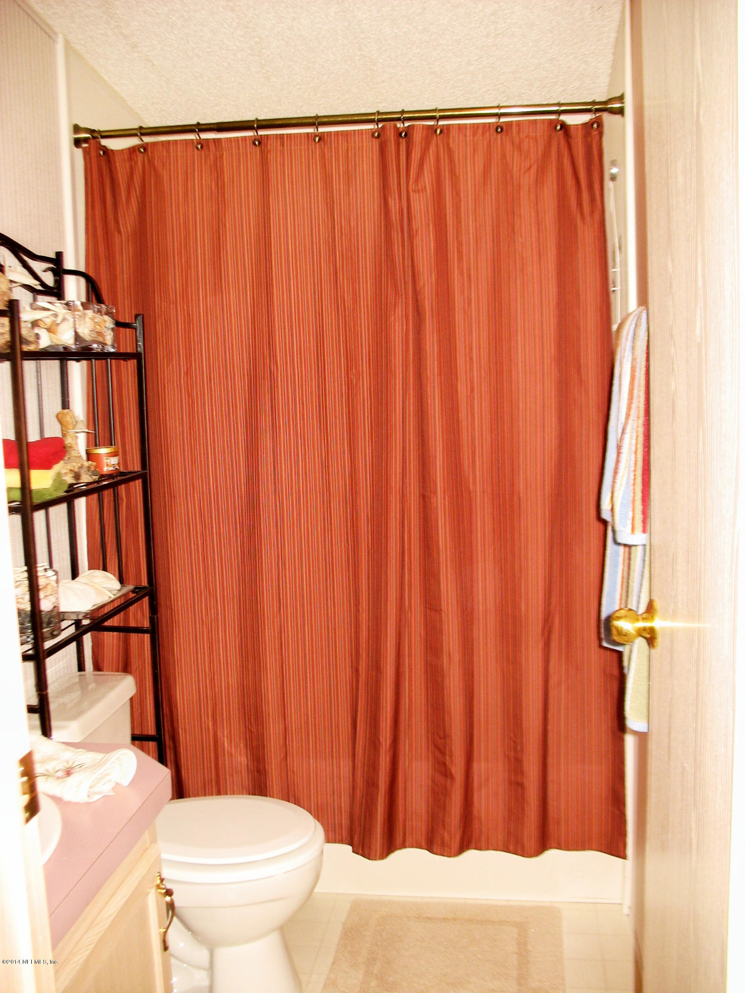 85163 Miner Road Yulee, FL 32097 - Photo 23 of 43 Guest/Children's Bathroom