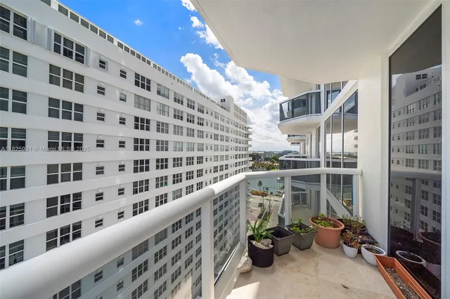 $9,900 | 4775 Collins Avenue, Unit 1203, Miami Beach, FL 33140
