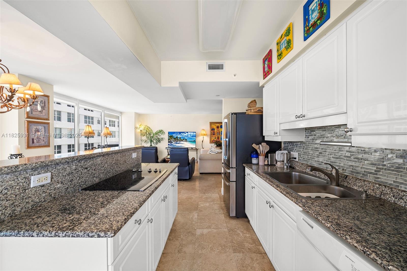 4775 Collins Avenue, Unit 1203 Miami Beach, FL 33140 - Photo 8 of 43