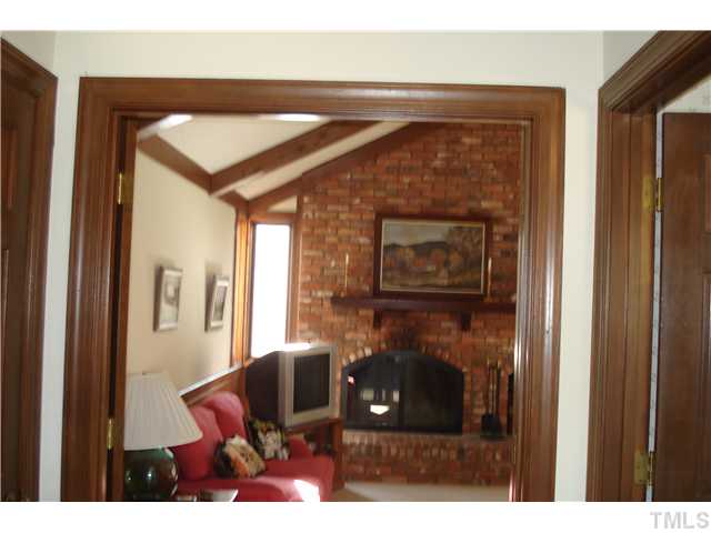 2005 Cayuga Place Raleigh, NC 27612 - Photo 7 of 22