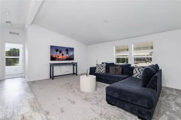 $2,700,000 | 2085 Gratton Street, Riverside, CA 92504