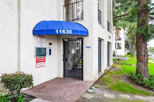 $2,995 | 11630 Warner Avenue, Unit 414, Fountain Valley, CA 92708