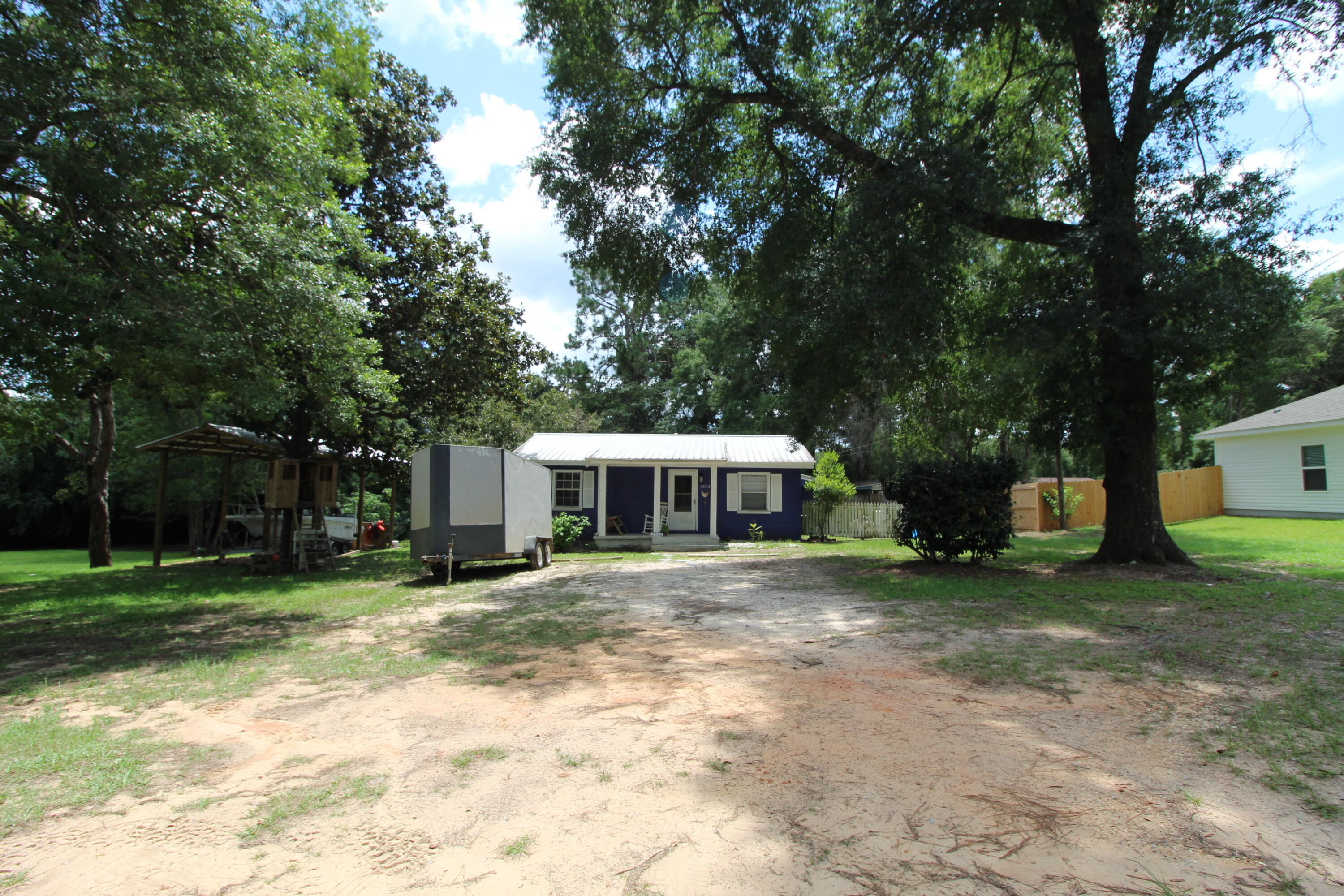 2592 Kingston Road Crestview, FL 32536 - Photo 3 of 35 front1