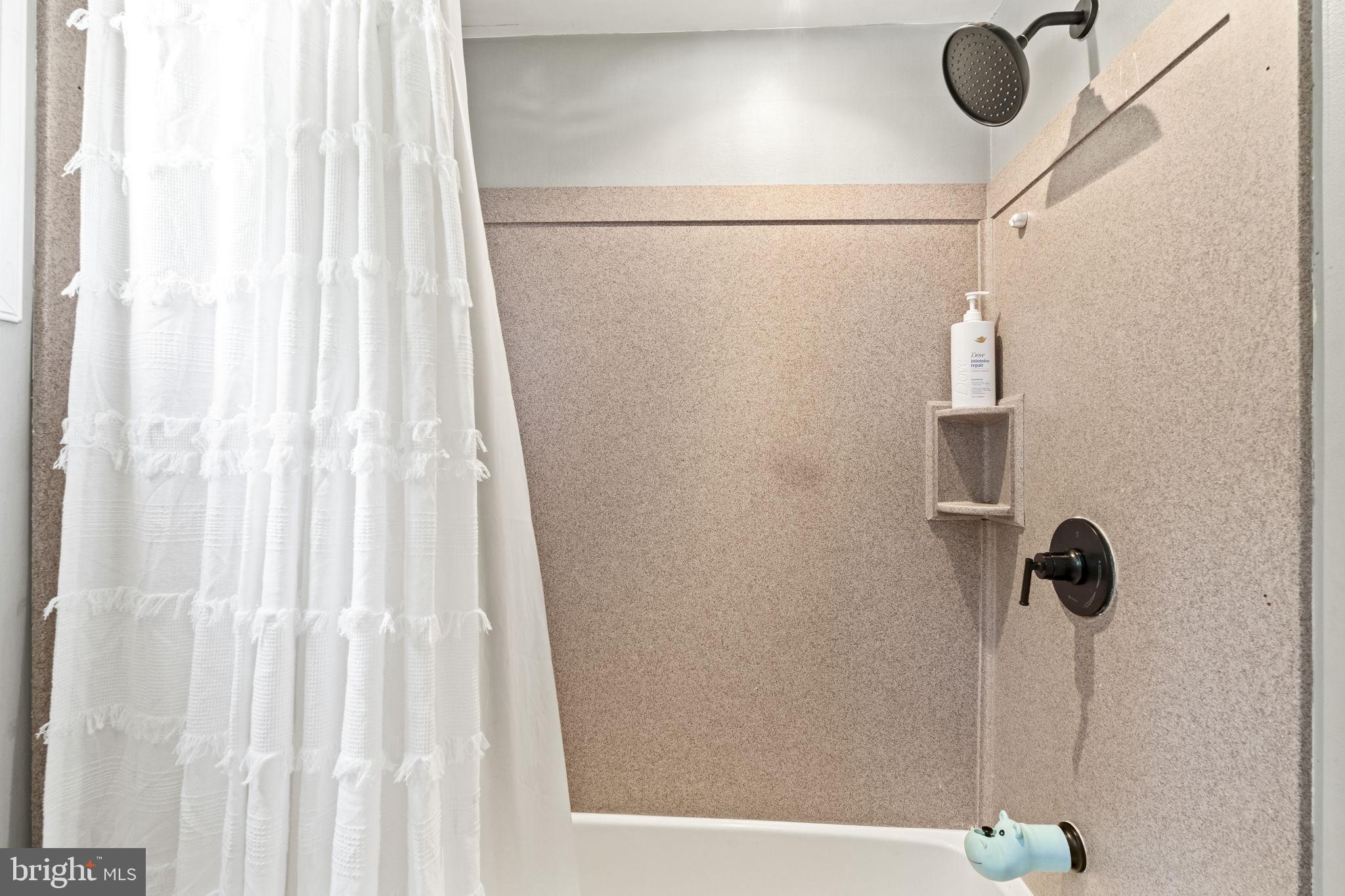 1011 Red Barn Road Warminster, PA 18974 - Photo 24 of 39 Hallway Bathroom