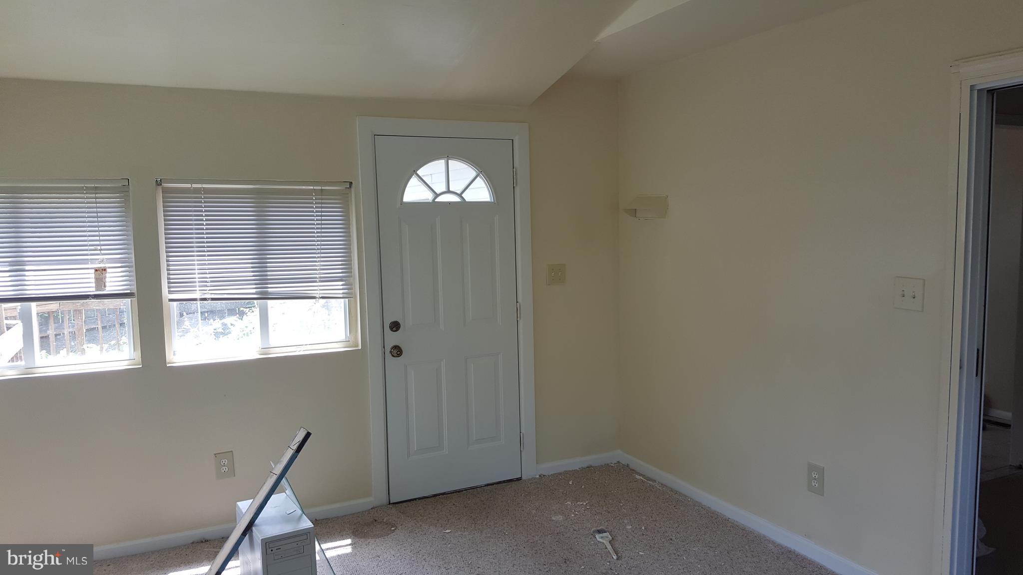 114 Applecreek Road Frederick, MD 21702 - Photo 11 of 17 Interior (General)