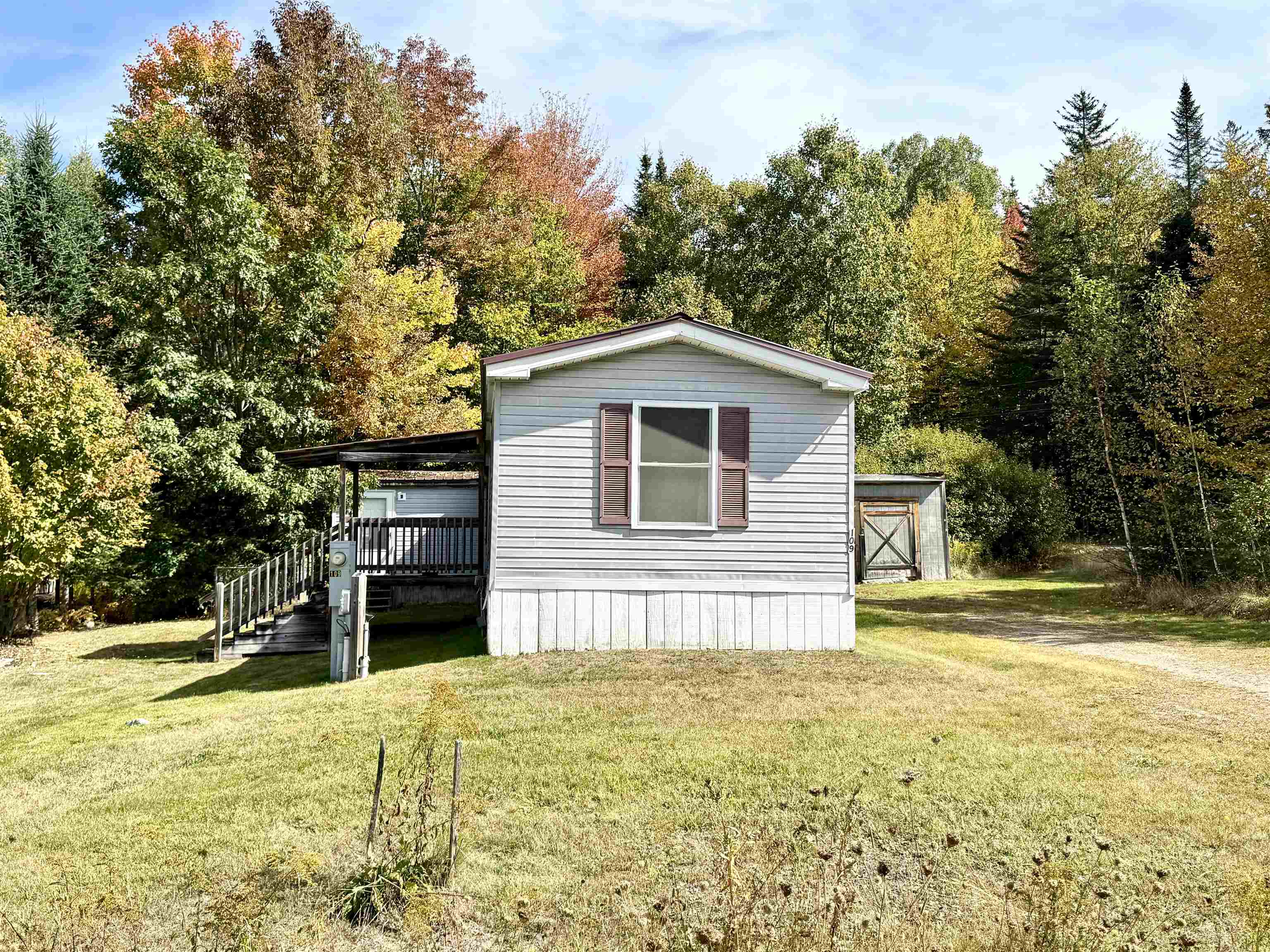 109 Dean Brook Road Northumberland, NH 03582 - Photo 2 of 30