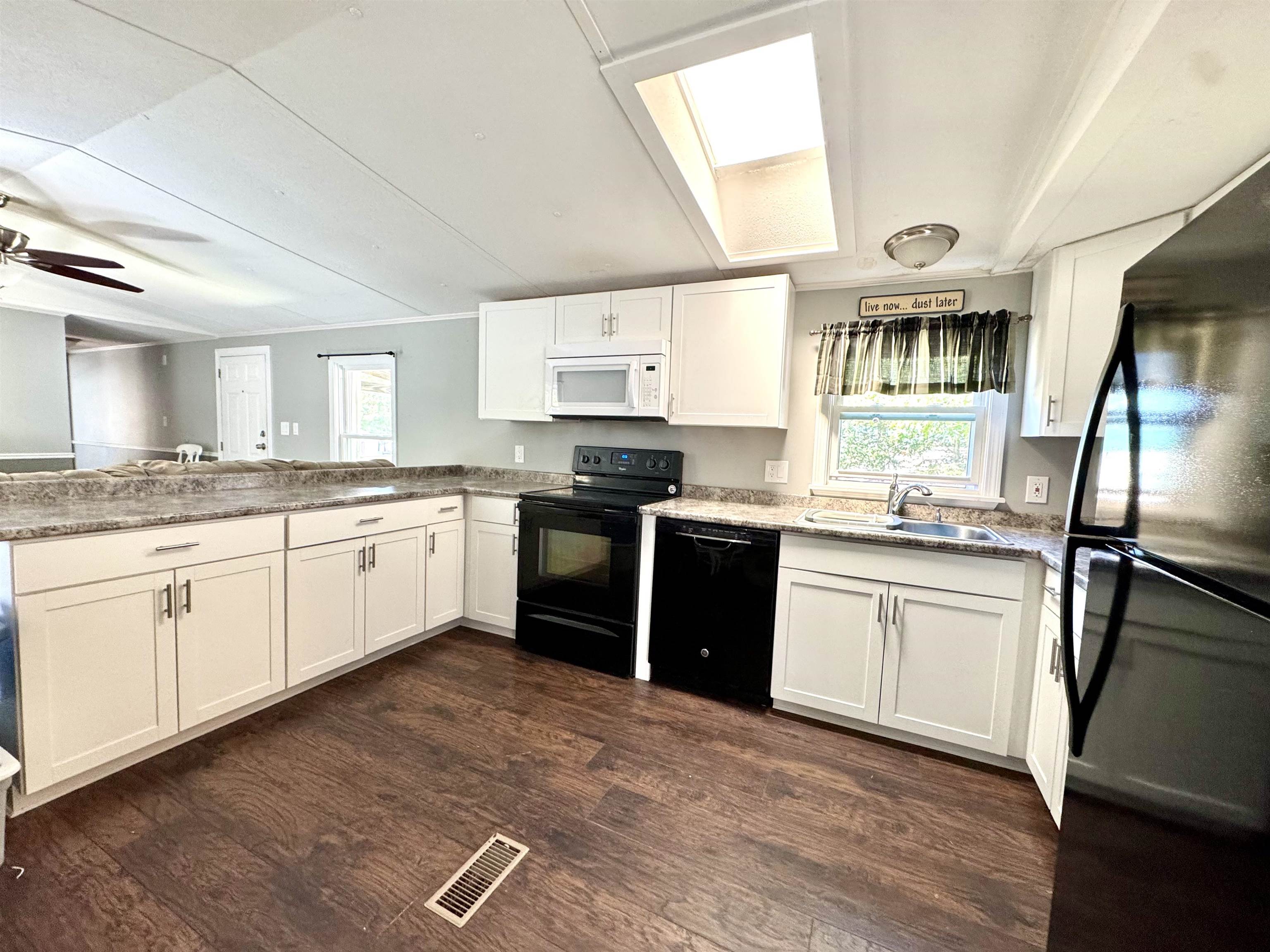 109 Dean Brook Road Northumberland, NH 03582 - Photo 22 of 30