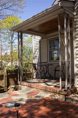16 Forbes Hill Road Quincy, MA 02170 - Photo 4 of 26 Gallery Image 4