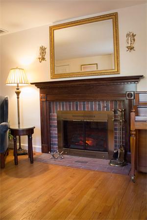 16 Forbes Hill Road Quincy, MA 02170 - Photo 9 of 26 Gallery Image 9