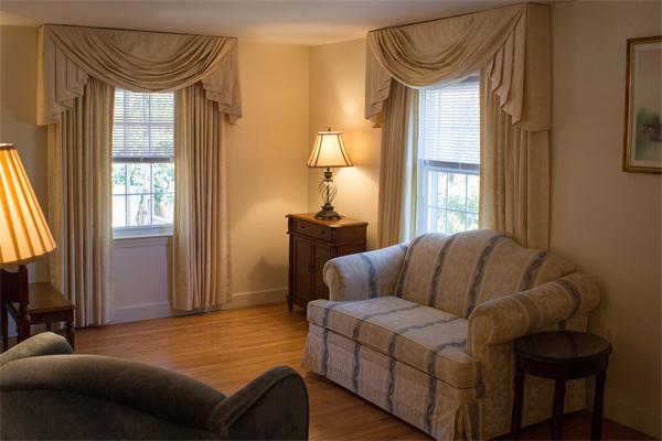 16 Forbes Hill Road Quincy, MA 02170 - Photo 10 of 26 Gallery Image 10