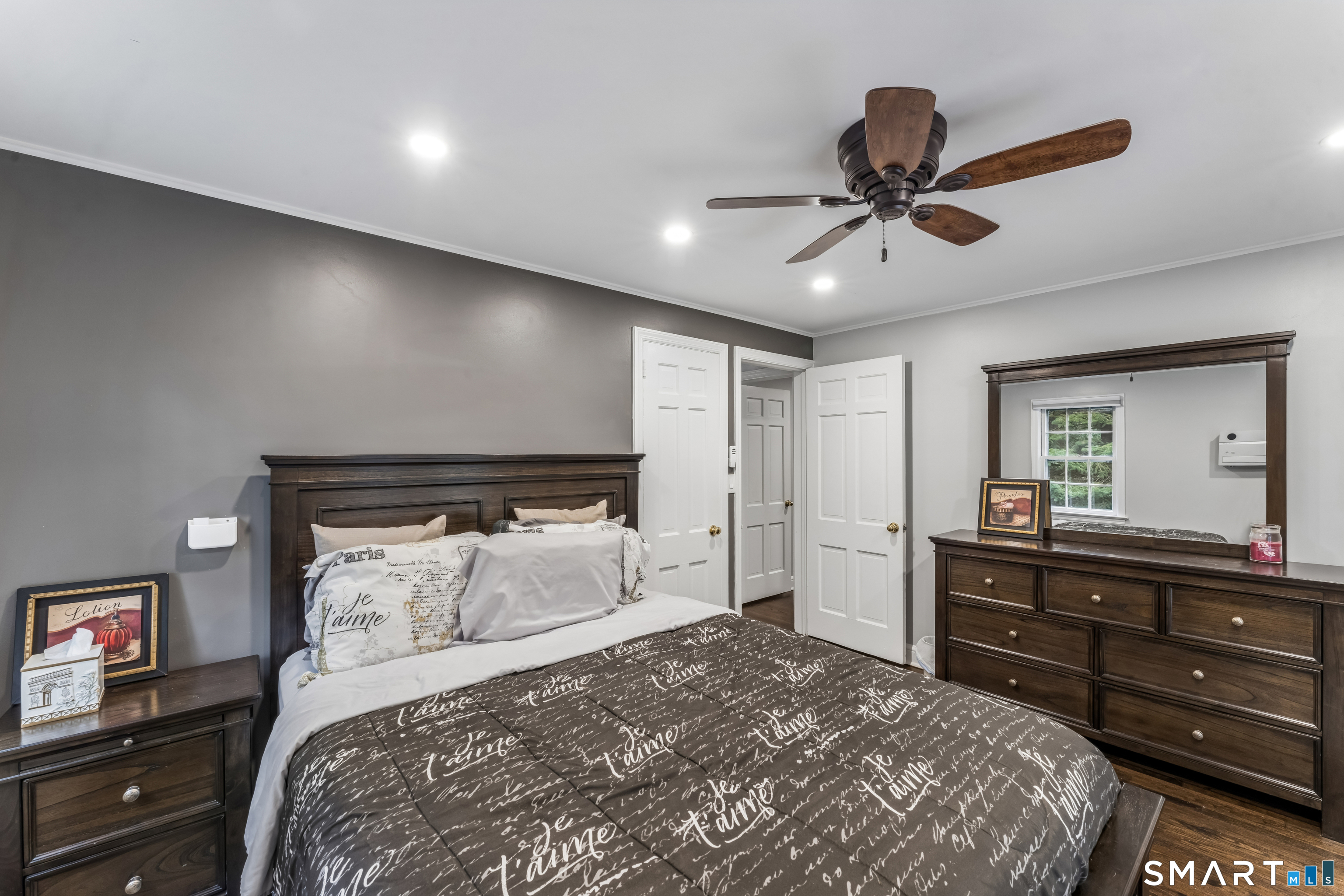 24 White Birch Road Ridgefield, CT 06877 - Photo 11 of 38 Gallery Image 11