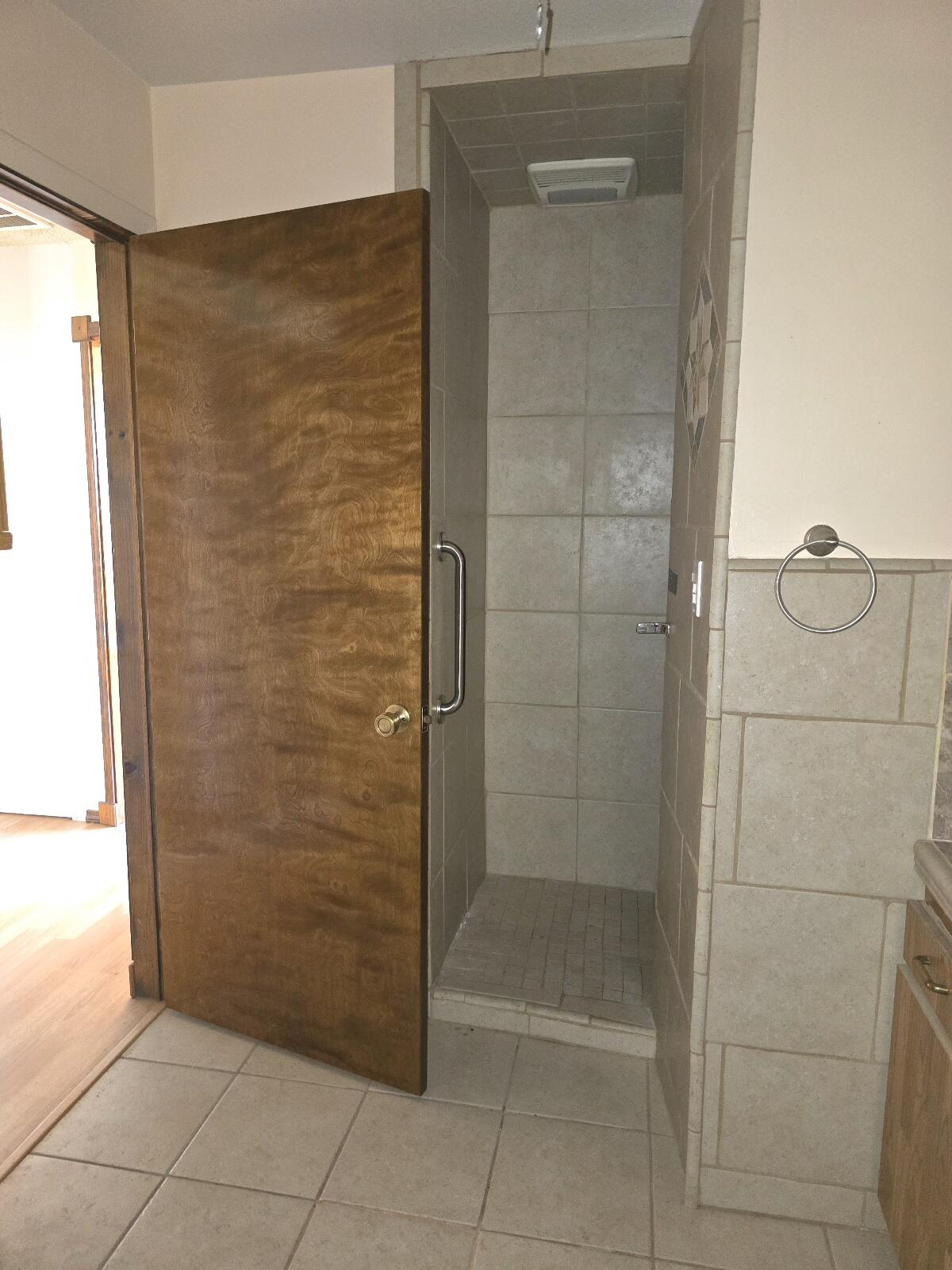 846 Ridge Road Redding, CA 96003 - Photo 18 of 38 20250518_151210