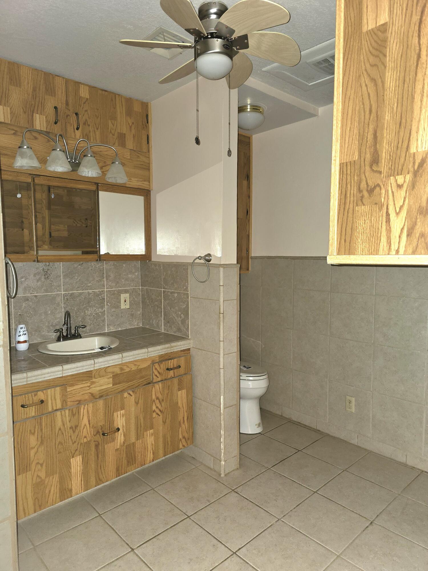 846 Ridge Road Redding, CA 96003 - Photo 19 of 38 20250531_165348