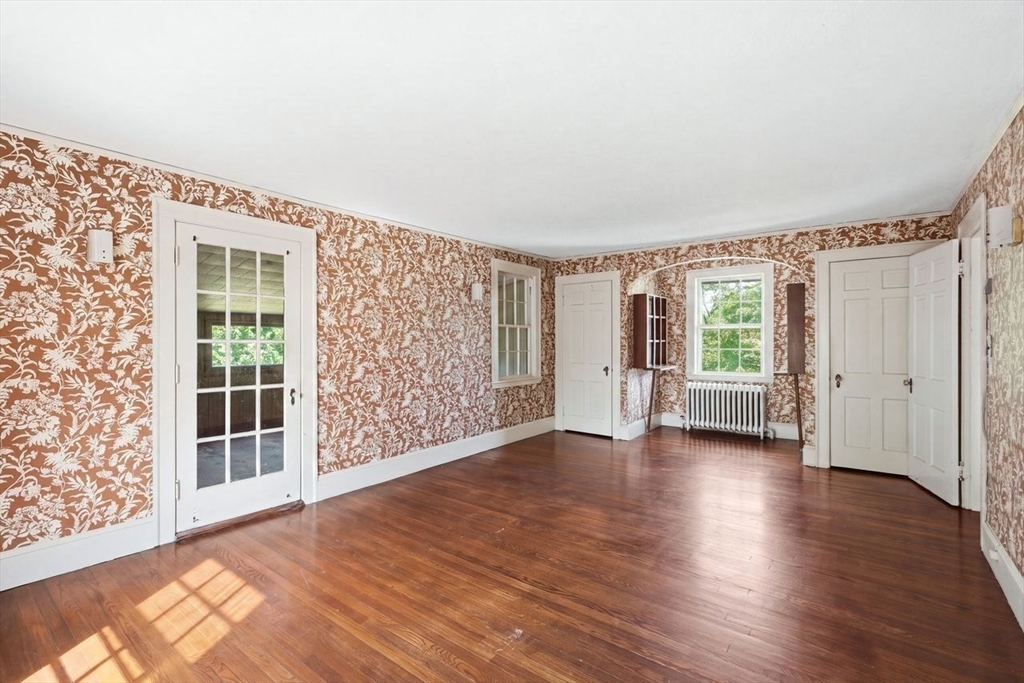 7 Fales Road Dedham, MA 02026 - Photo 20 of 37 Gallery Image 20