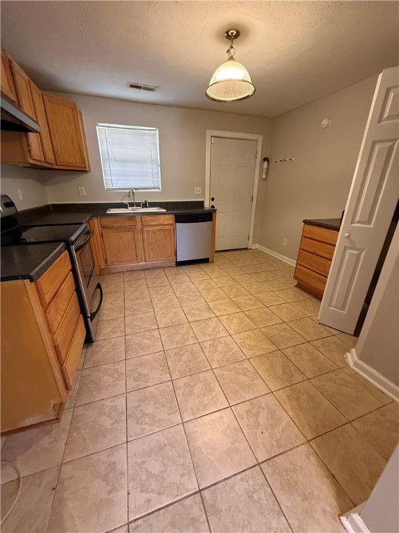 939 Chester Circle Pendleton, SC 29670 - Photo 12 of 18 Kitchen