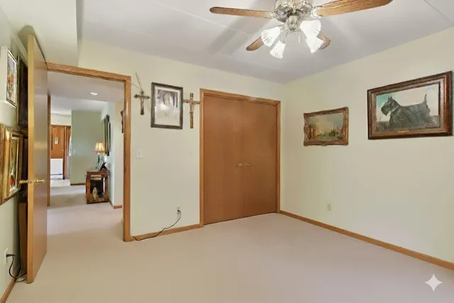 $199,900 | 810 Swan Drive, Unit 2A, Dyer, IN 46311