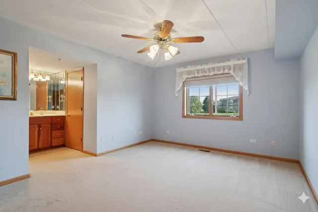 $199,900 | 810 Swan Drive, Unit 2A, Dyer, IN 46311