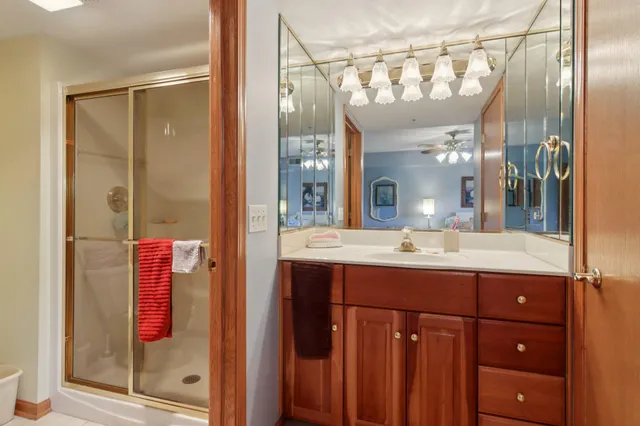 $199,900 | 810 Swan Drive, Unit 2A, Dyer, IN 46311