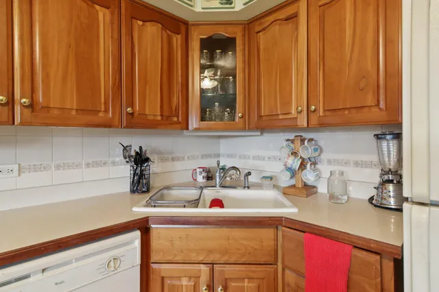 $199,900 | 810 Swan Drive, Unit 2A, Dyer, IN 46311