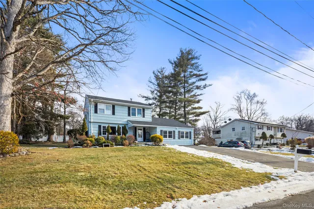 $999,000 | 18 Oxford Court, Hillcrest, NY 10977