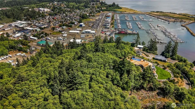 $110,000 | 4001 4th Avenue Southwest, Ilwaco, WA 98624