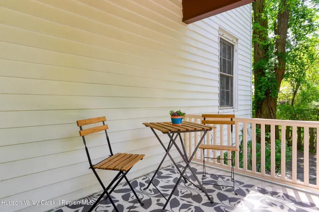 $4,950 | 3714 Main Street, Stone Ridge, NY 12484