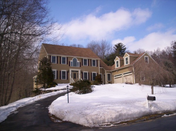 22 Parsonage Hill Road Haverhill, MA 01832 - Photo 1 of 30 Gallery Image 1