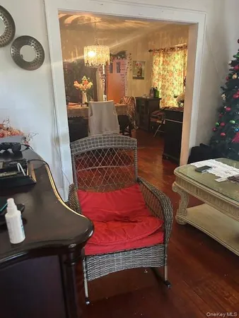 $605,000 | 737 Stowe Avenue, Baldwin, NY 11510