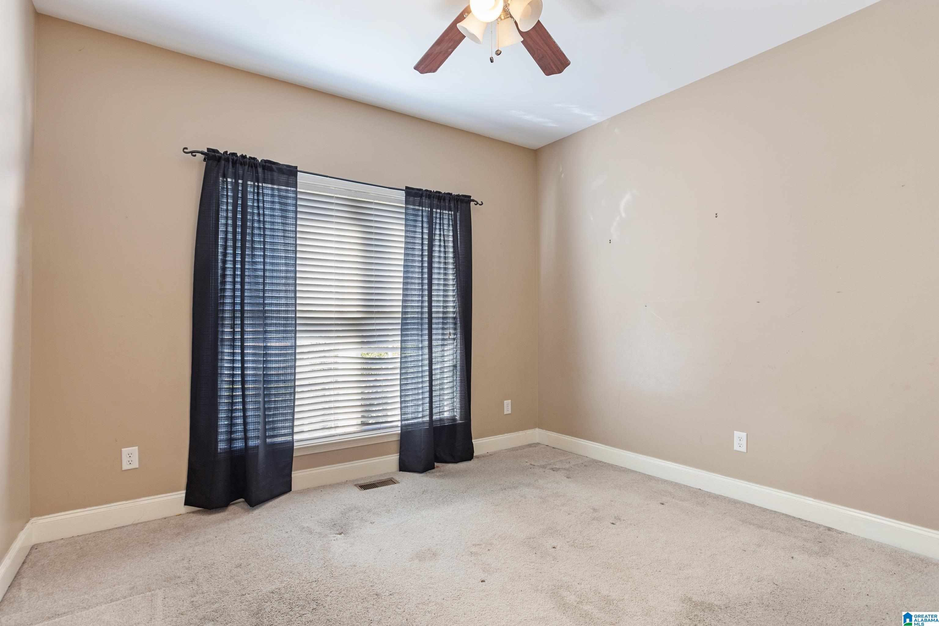 449 Covenant Circle Bessemer, AL 35023 - Photo 15 of 44