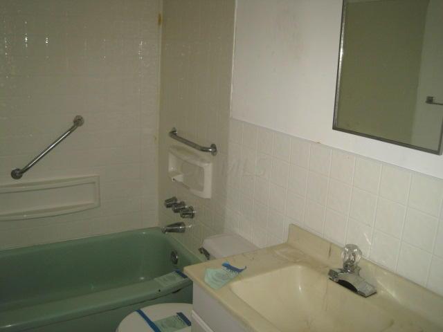 1763 Devonshire Road Columbus, OH 43219 - Photo 15 of 37