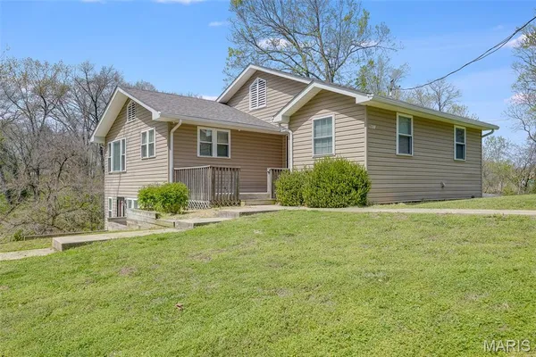 $265,000 | 7851 North Illinois Street, Caseyville, IL 62232