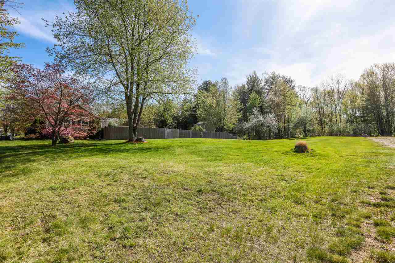 79 Dearborn Road Auburn, NH 03032 - Photo 8 of 40