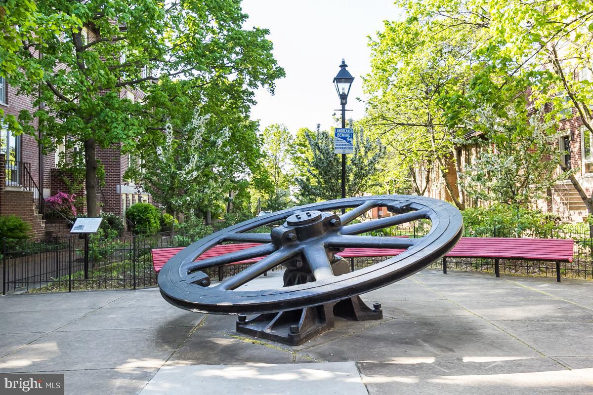 630 South Hanover Street Baltimore, MD 21230 - Photo 43 of 55 a view of an outdoor sitting area with furniture