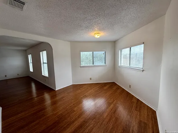 $2,150 | 7734 Oakhill Park Drive, San Antonio, TX 78249