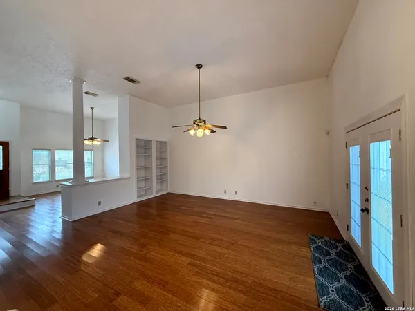 $2,150 | 7734 Oakhill Park Drive, San Antonio, TX 78249