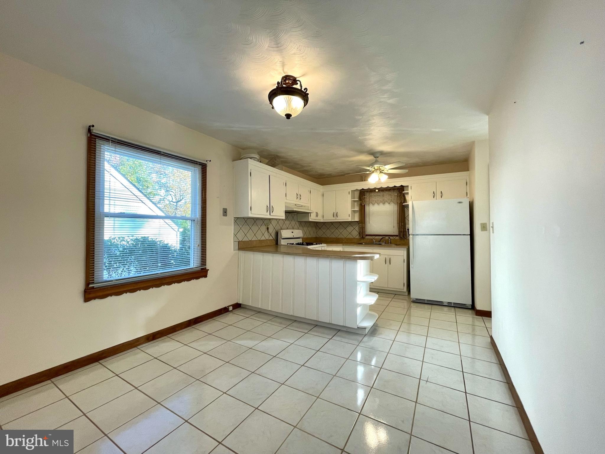7935 33rd Street Rosedale, MD 21237 - Photo 9 of 32