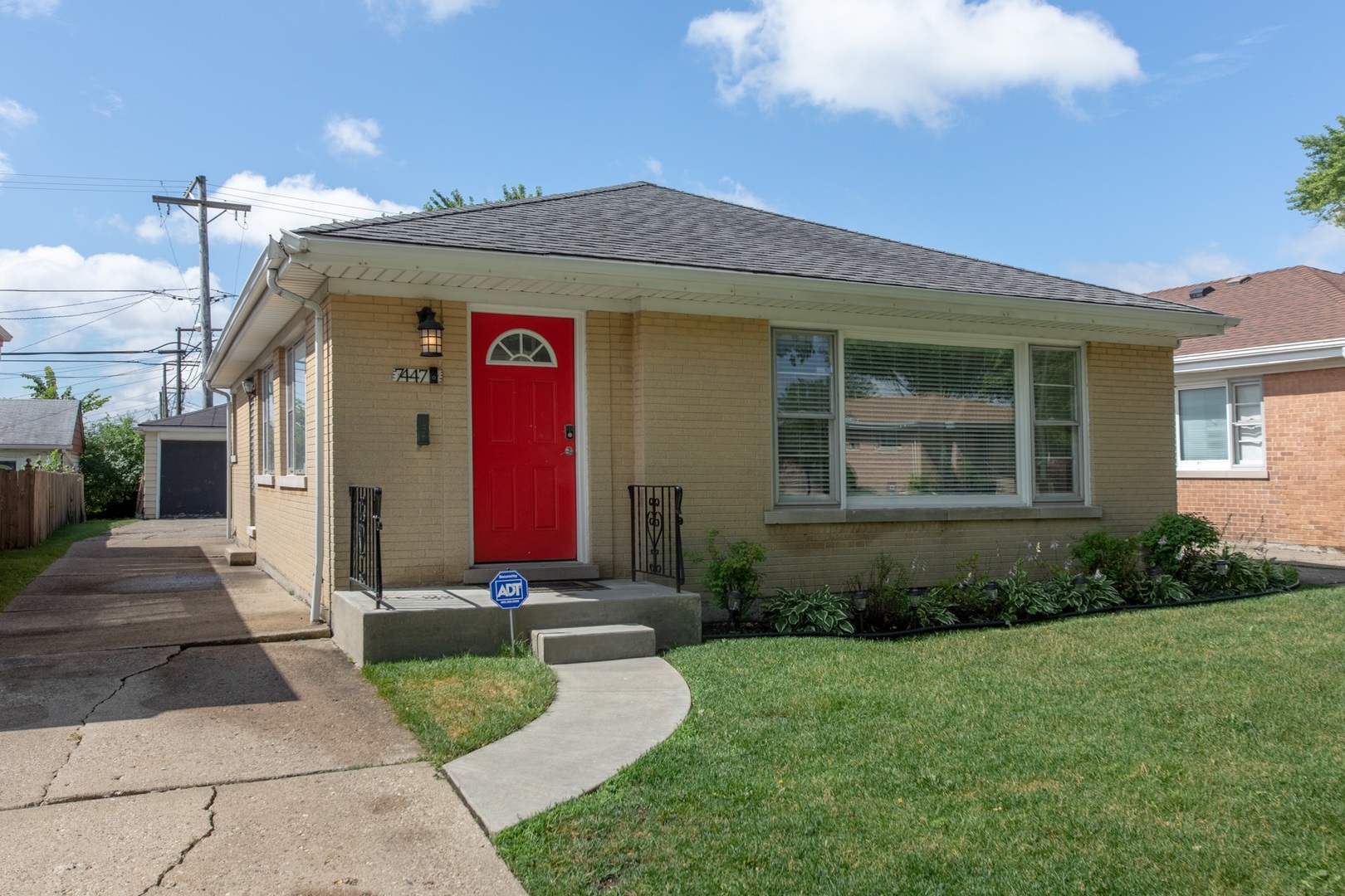 7447 West Howard Street Chicago, IL 60631 - Photo 2 of 15