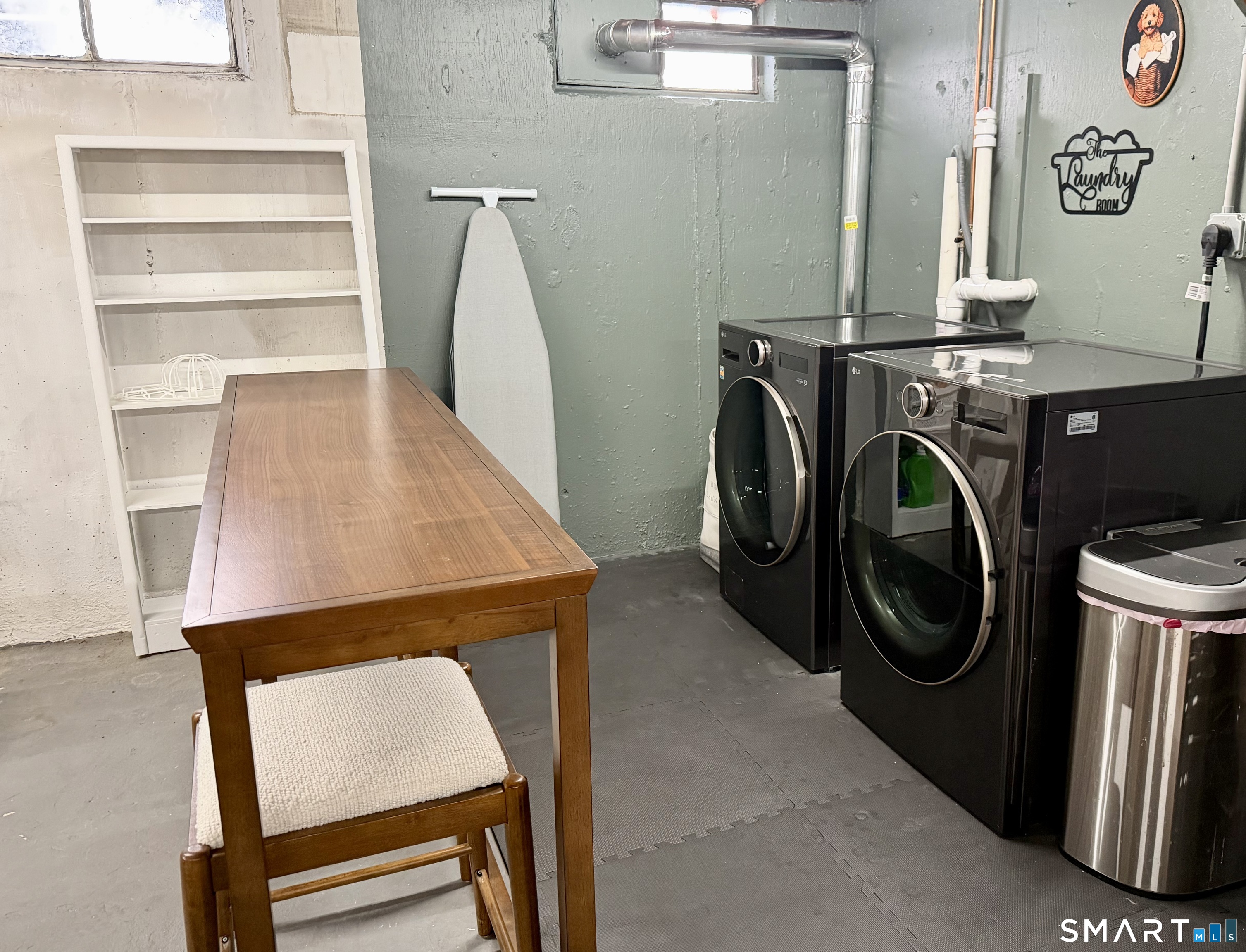 6 Palmer Road Danbury, CT 06811 - Photo 30 of 39