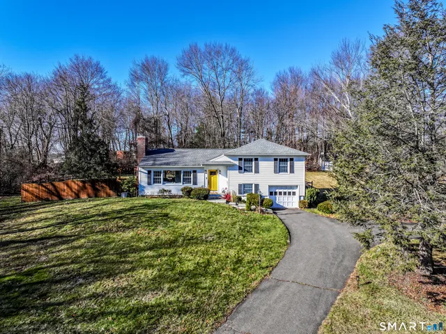 $615,000 | 6 Palmer Road, Danbury, CT 06811