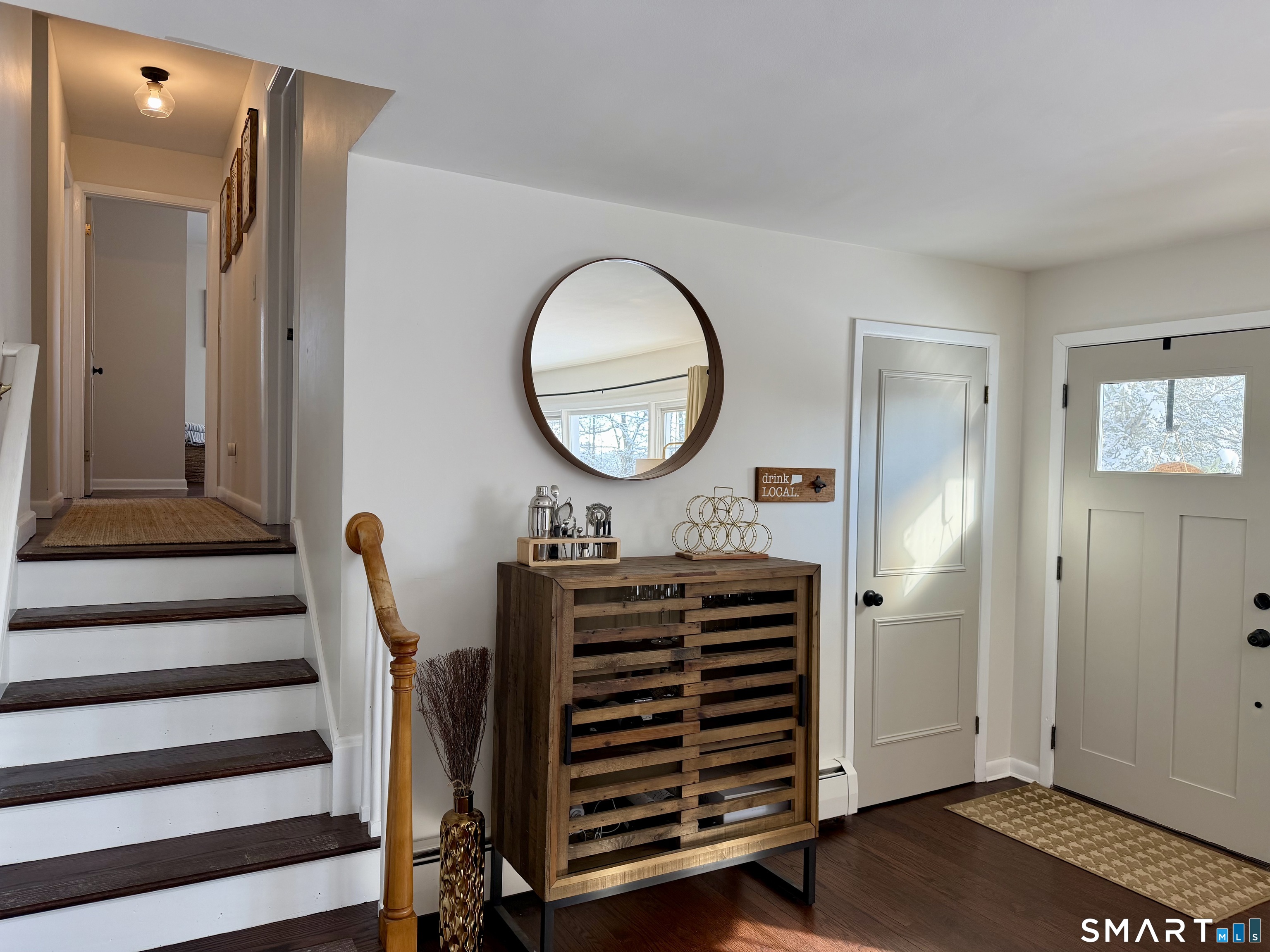 6 Palmer Road Danbury, CT 06811 - Photo 4 of 39