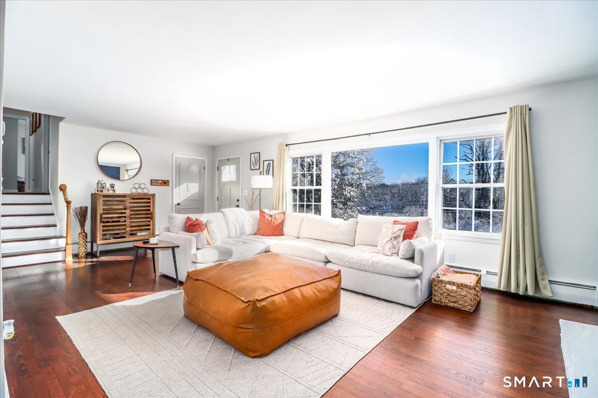 6 Palmer Road Danbury, CT 06811 - Photo 5 of 39