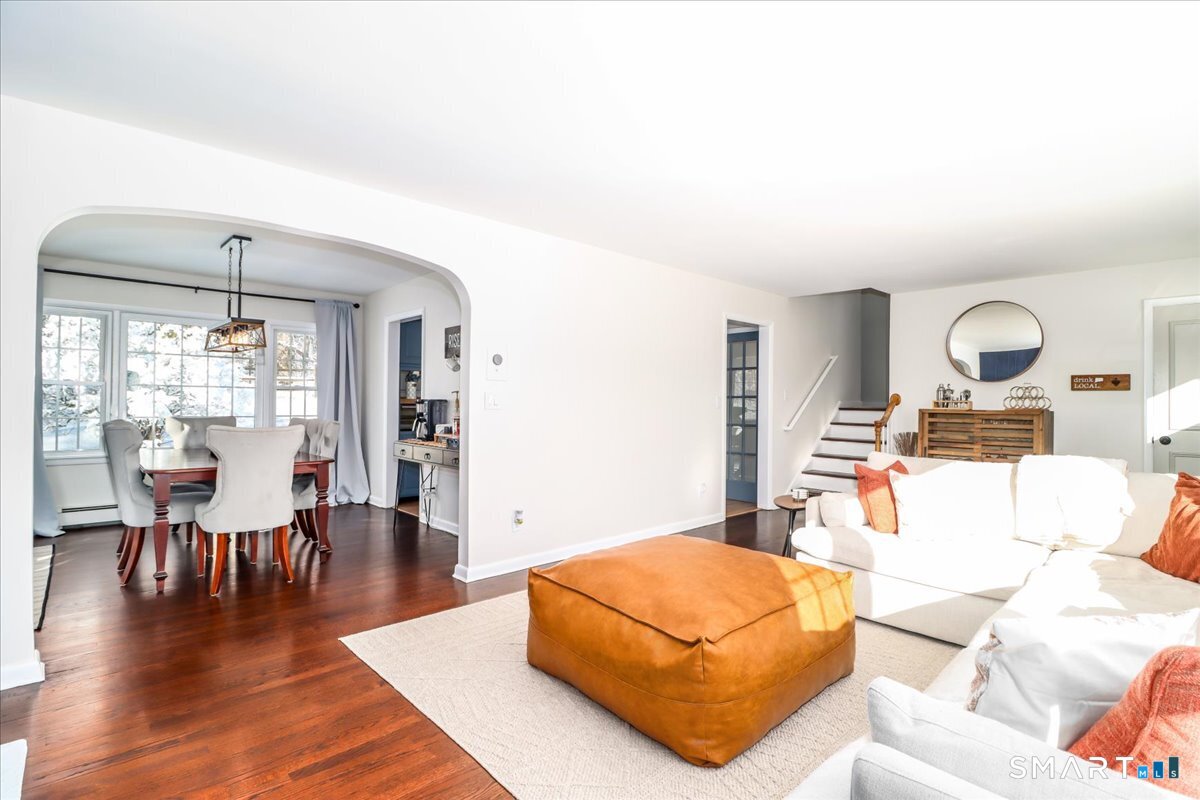 6 Palmer Road Danbury, CT 06811 - Photo 7 of 39