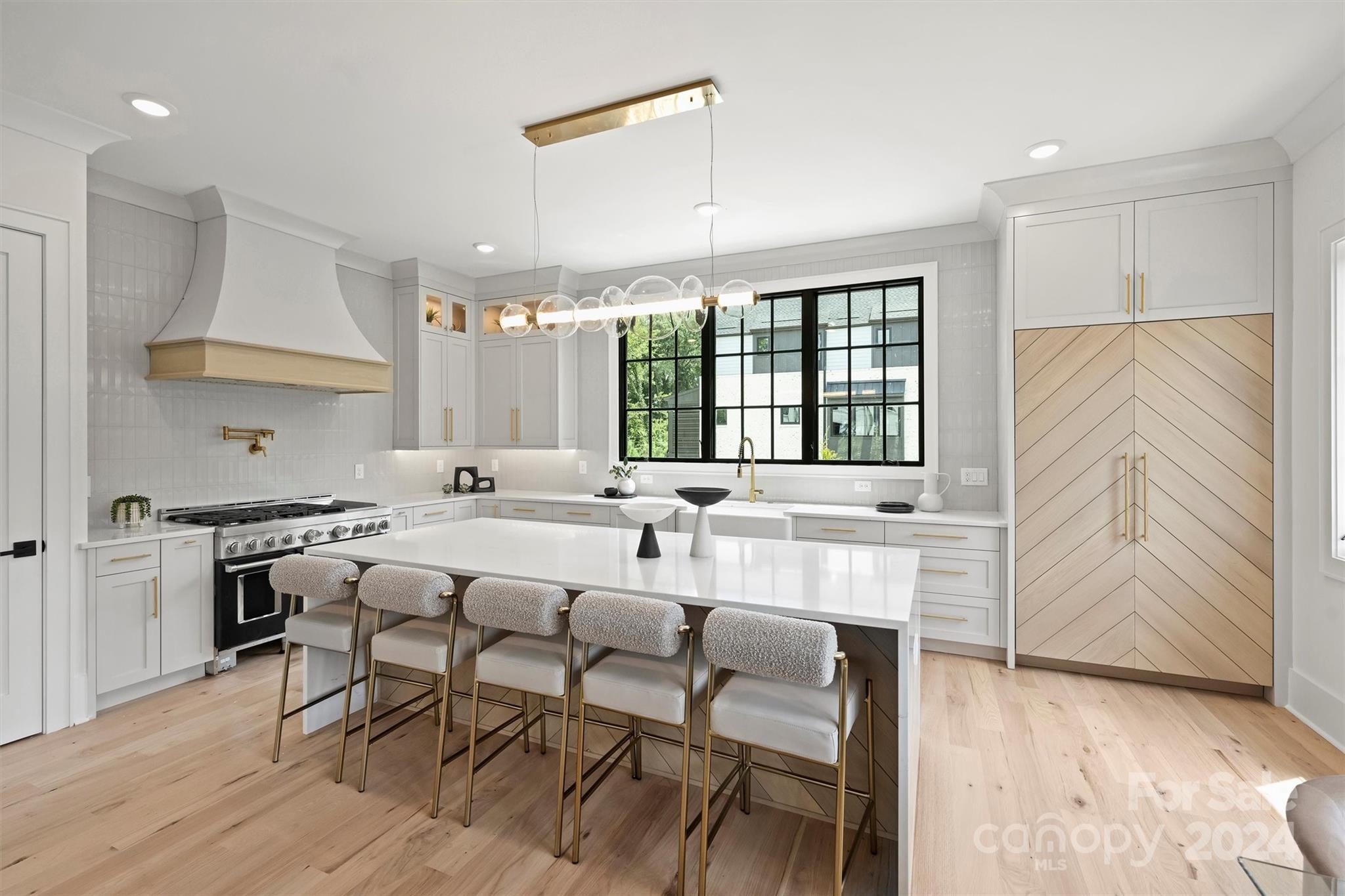 5100 Sardis Road Charlotte, NC 28270 - Photo 2 of 23 Gallery Image 2