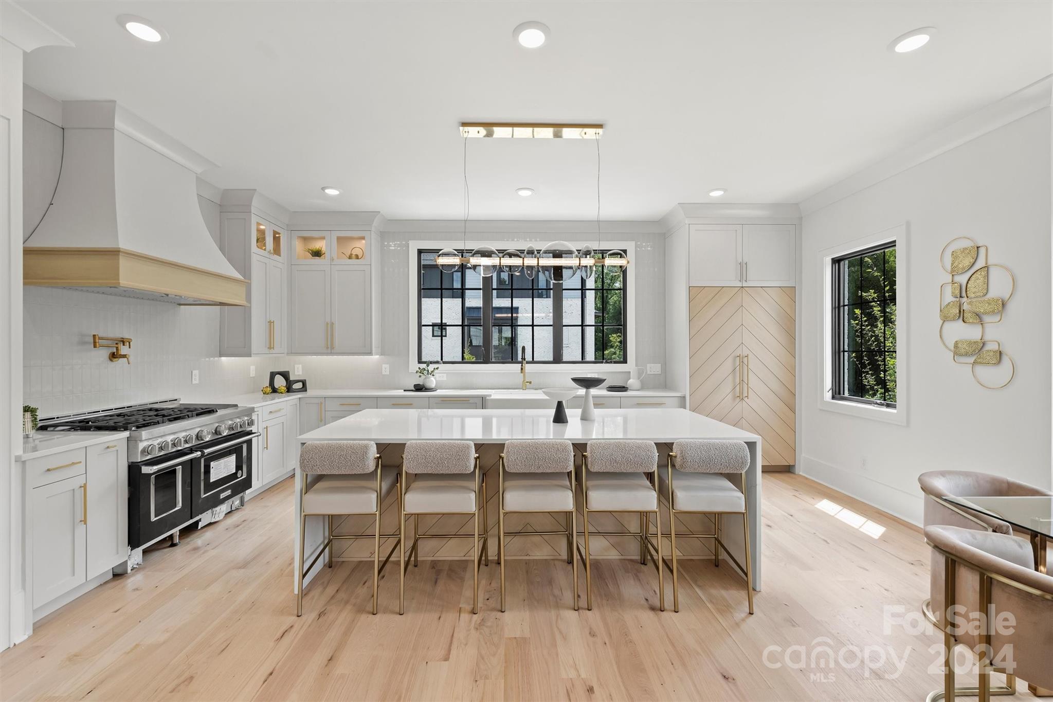 5100 Sardis Road Charlotte, NC 28270 - Photo 3 of 23 Gallery Image 3