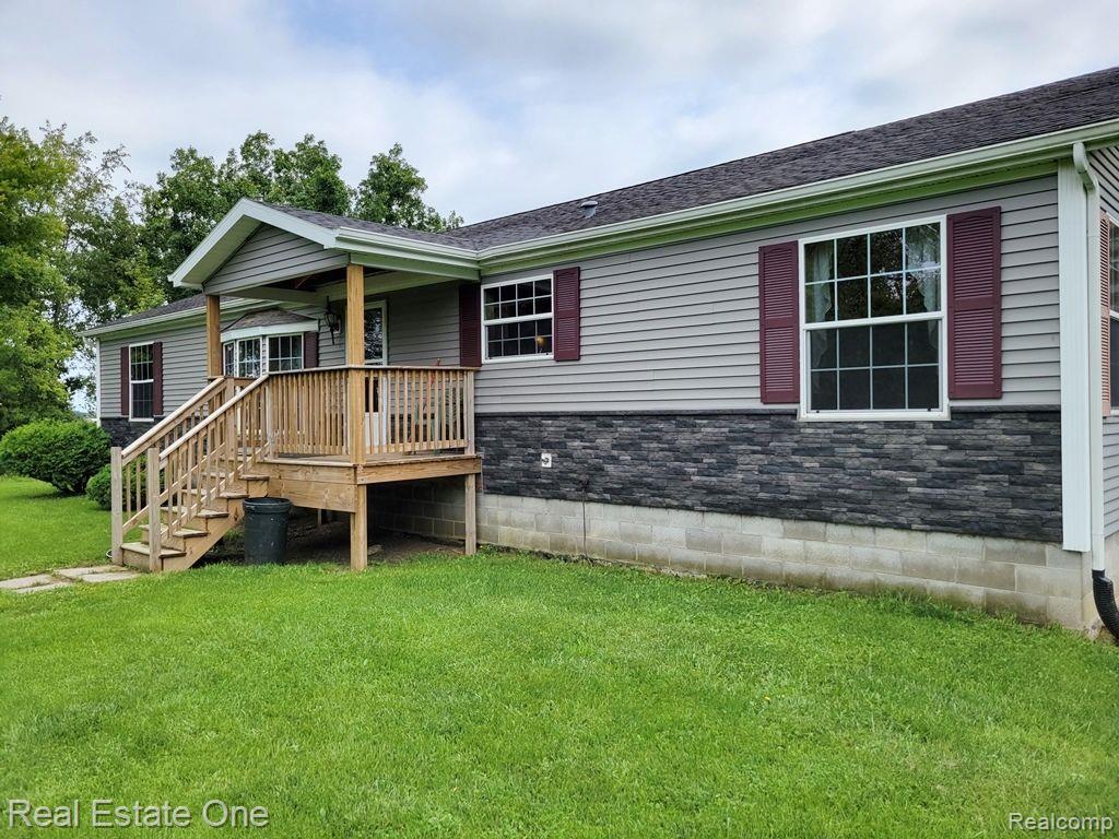 16193 Donald Road Capac, MI 48014 - Photo 3 of 43