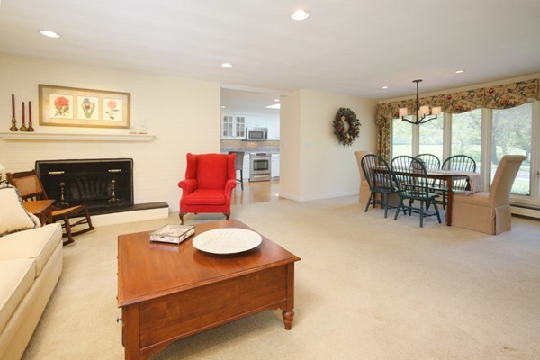 17 Bayfield Road Wayland, MA 01778 - Photo 3 of 12