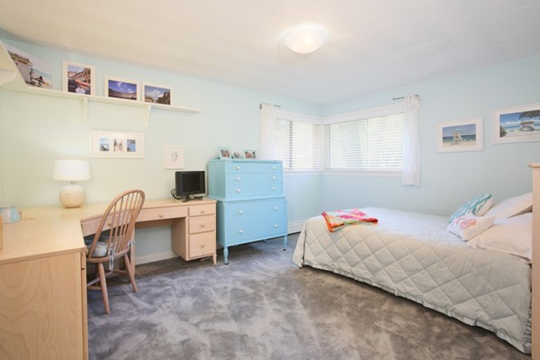 17 Bayfield Road Wayland, MA 01778 - Photo 9 of 12