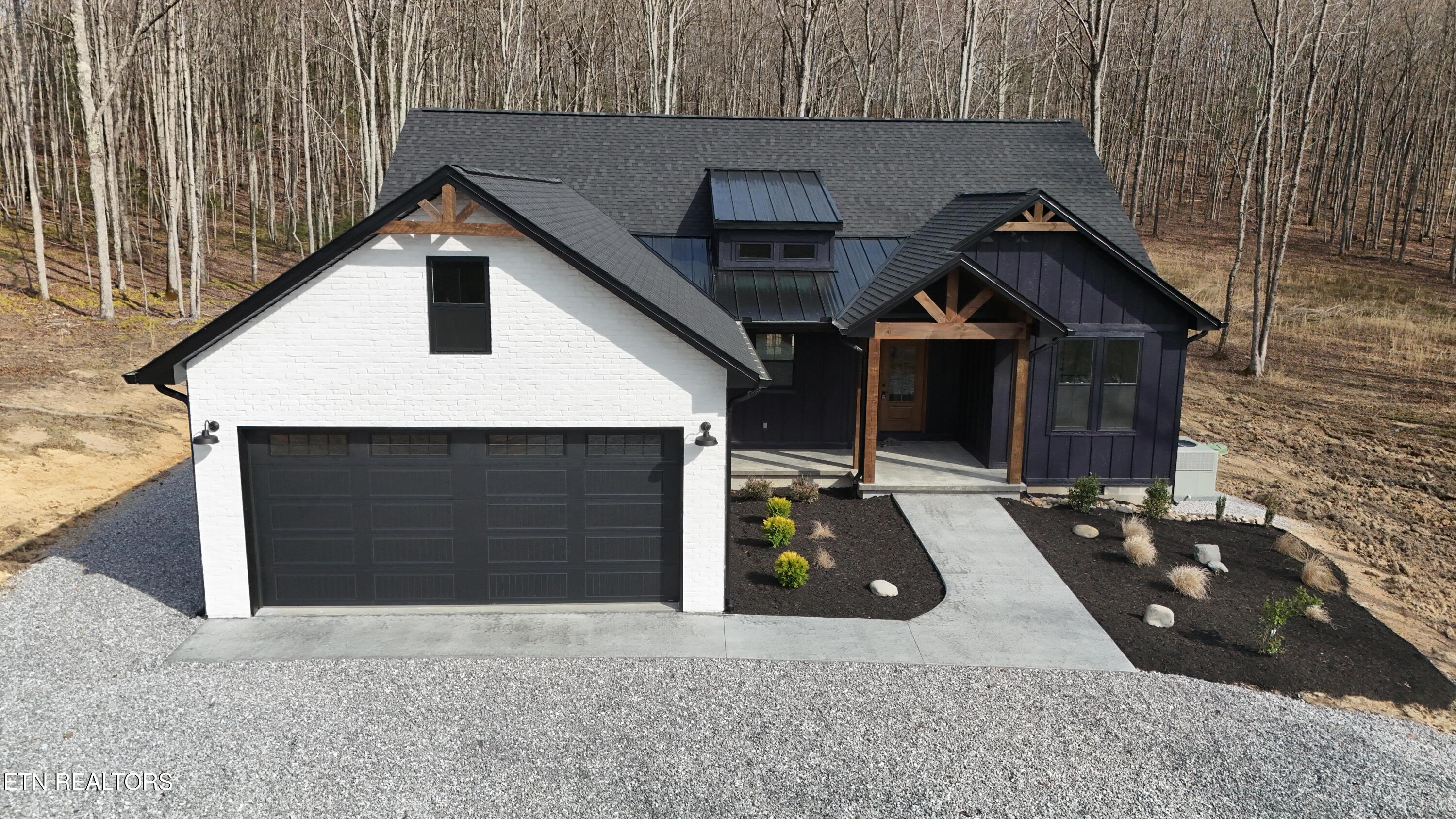 908 Evelyn Private Road Huntsville, TN 37756 - Photo 46 of 51 i