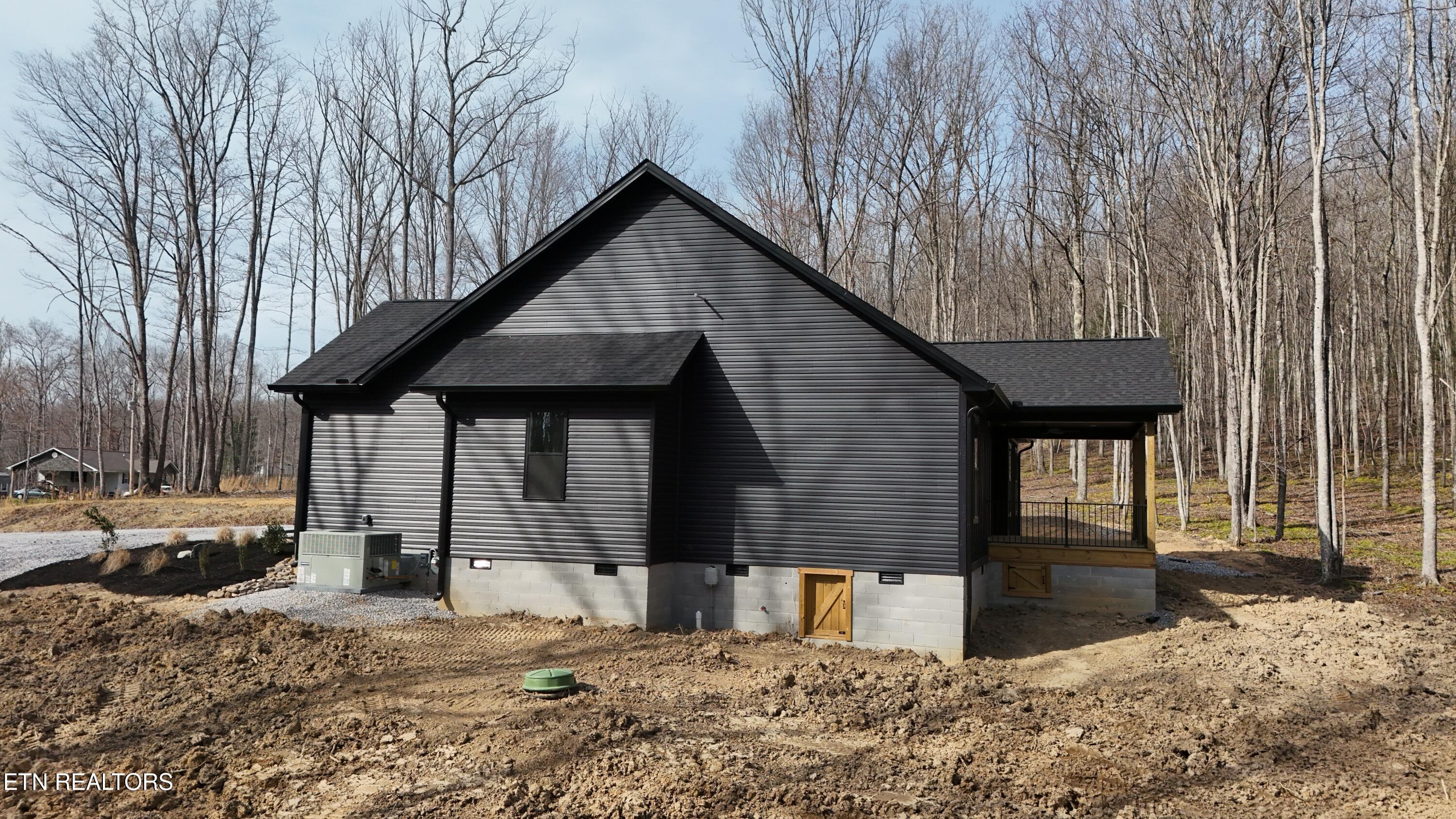 908 Evelyn Private Road Huntsville, TN 37756 - Photo 48 of 51 d